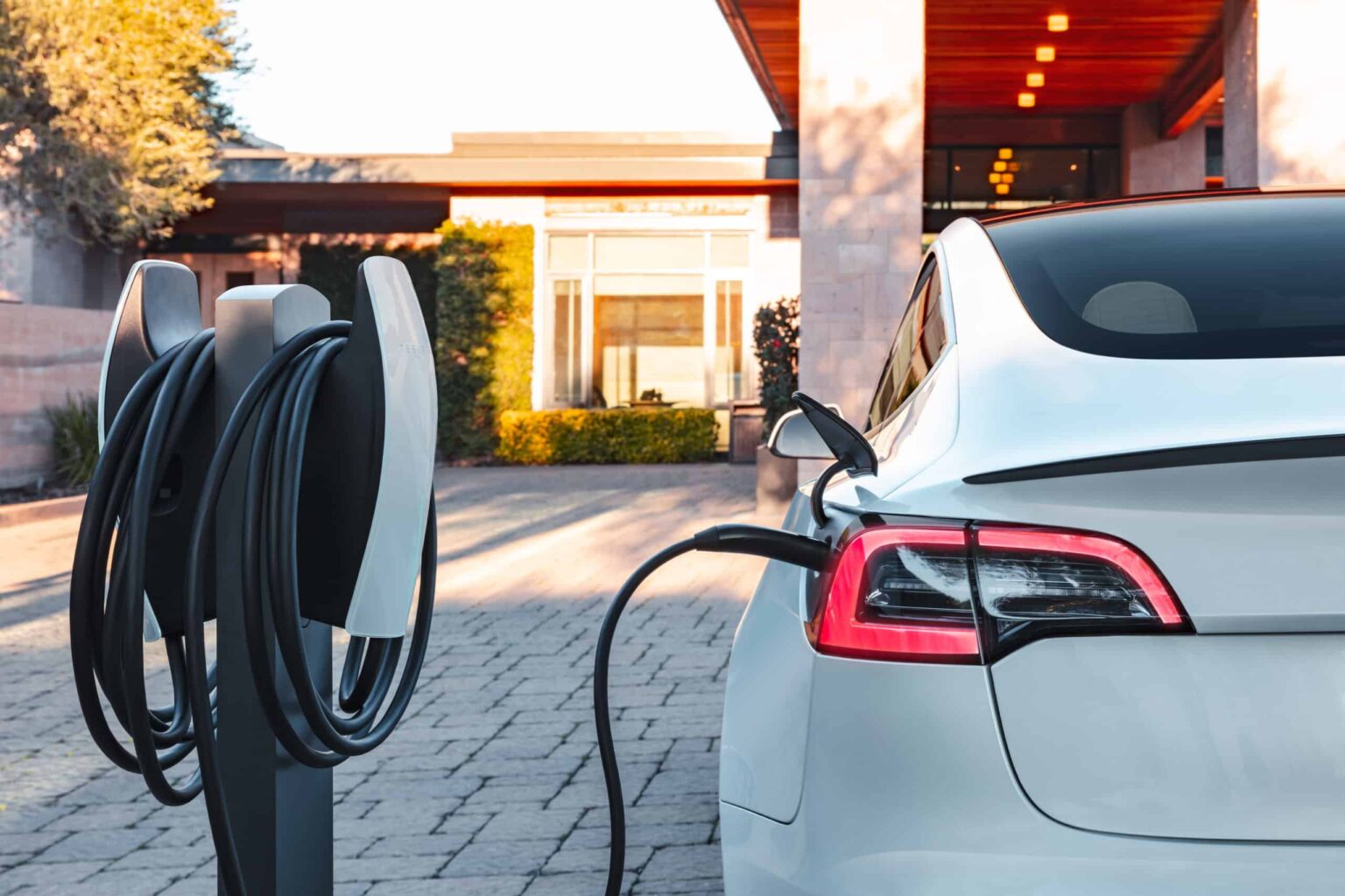 maximize-ev-savings-your-guide-to-bc-hydro-s-charger-rebate-west